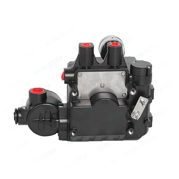 Straight stroke locator